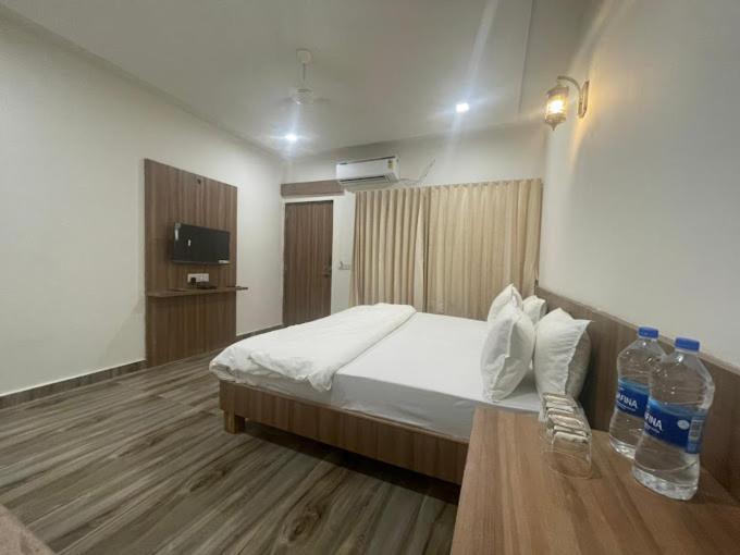 Gir Night Resort Sasan Gir Eksteriør bilde